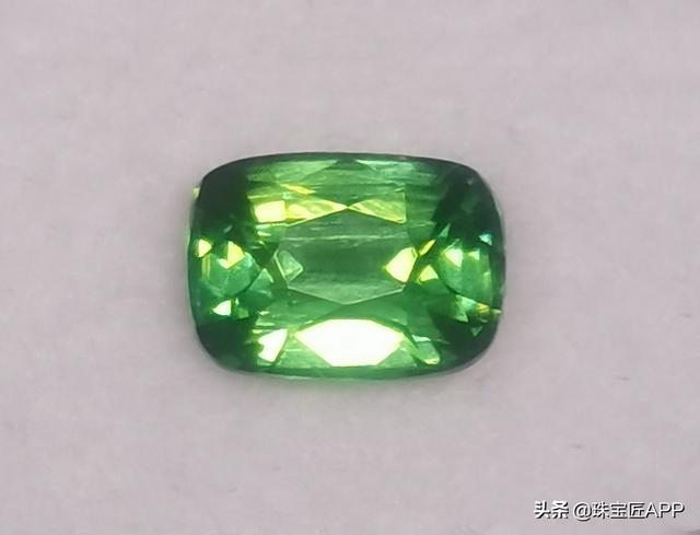 为什么锆石比钻石还闪钻石和锆石哪个更值得买-第24张图片-翡翠网
