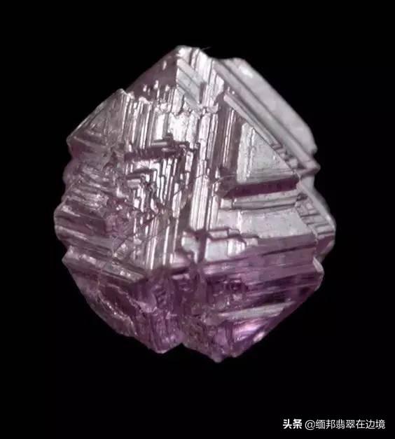 钻石原石图片天然钻石原石图片-第8张图片-翡翠网 钻石原石图片天然钻石原石图片-第8张图片-翡翠网