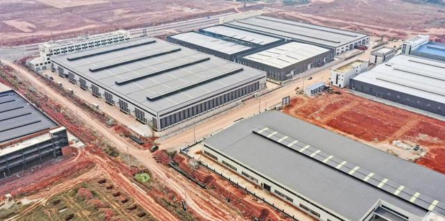 广安绿水翡翠原石,冰种蓝水翡翠-第2张图片-翡翠网 广安绿水翡翠原石,冰种蓝水翡翠-第2张图片-翡翠网