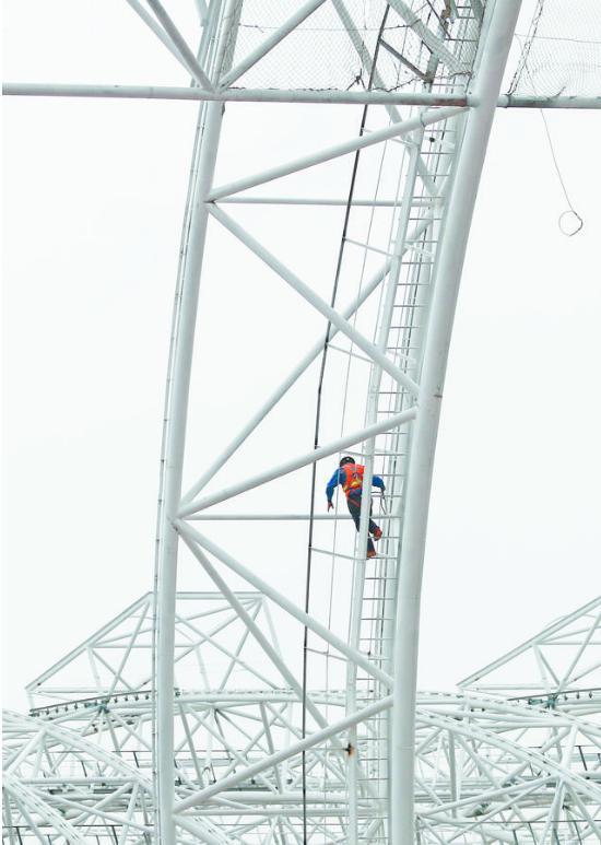 广安绿水翡翠原石,冰种蓝水翡翠-第5张图片-翡翠网 广安绿水翡翠原石,冰种蓝水翡翠-第5张图片-翡翠网