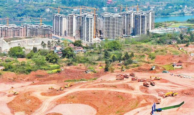 广安绿水翡翠原石,冰种蓝水翡翠-第10张图片-翡翠网 广安绿水翡翠原石,冰种蓝水翡翠-第10张图片-翡翠网