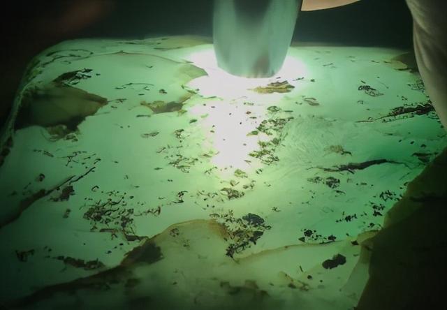 莫西沙铁锈皮图片漠西沙铁锈皮翡翠原石-第2张图片-翡翠网 莫西沙铁锈皮图片漠西沙铁锈皮翡翠原石-第2张图片-翡翠网