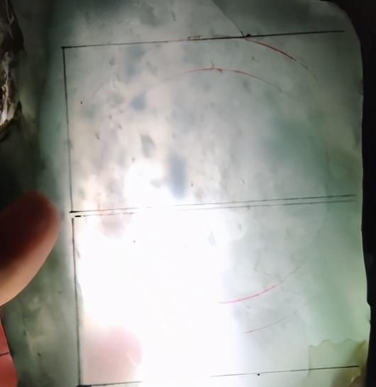 莫西沙铁锈皮图片漠西沙铁锈皮翡翠原石-第4张图片-翡翠网 莫西沙铁锈皮图片漠西沙铁锈皮翡翠原石-第4张图片-翡翠网