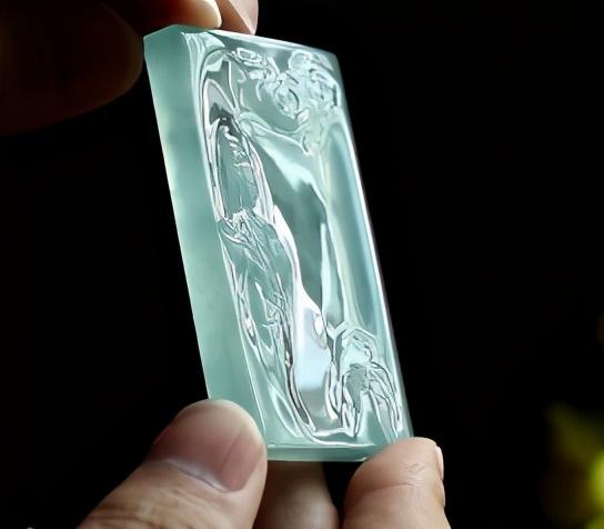 莫西沙铁锈皮图片漠西沙铁锈皮翡翠原石-第11张图片-翡翠网 莫西沙铁锈皮图片漠西沙铁锈皮翡翠原石-第11张图片-翡翠网