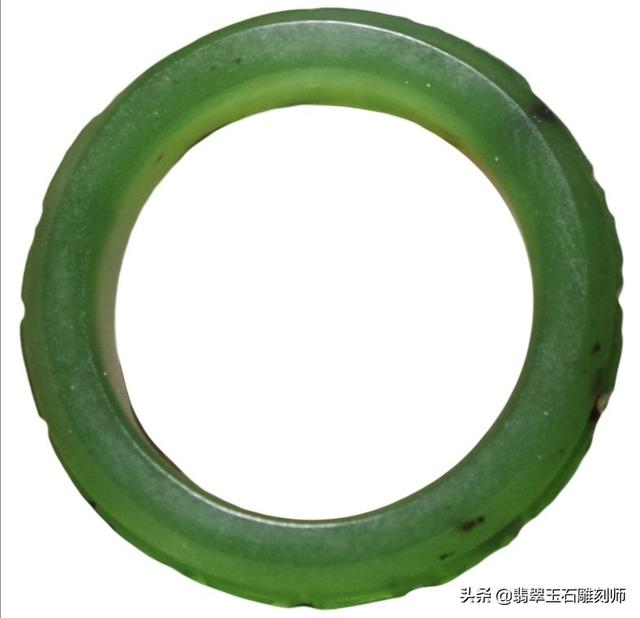 淘宝上原石打磨的翡翠手镯是真的吗,淘宝上翡翠手镯-第21张图片-翡翠网 淘宝上原石打磨的翡翠手镯是真的吗,淘宝上翡翠手镯-第21张图片-翡翠网