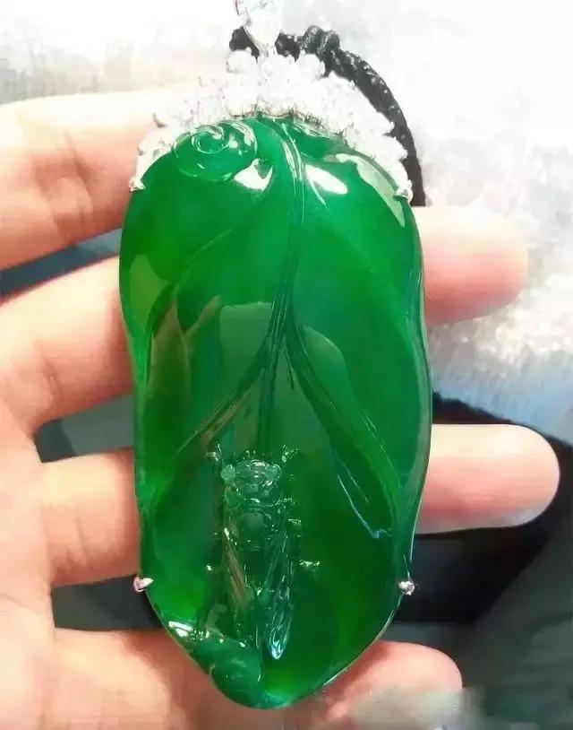 缅甸翡翠原石价格,翡翠原石价格多少钱-第7张图片-翡翠网 缅甸翡翠原石价格,翡翠原石价格多少钱-第7张图片-翡翠网