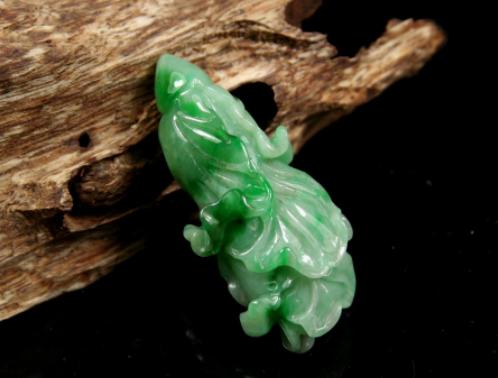 翡翠近年价格走势现在翡翠行情-第2张图片-翡翠网 翡翠近年价格走势现在翡翠行情-第2张图片-翡翠网