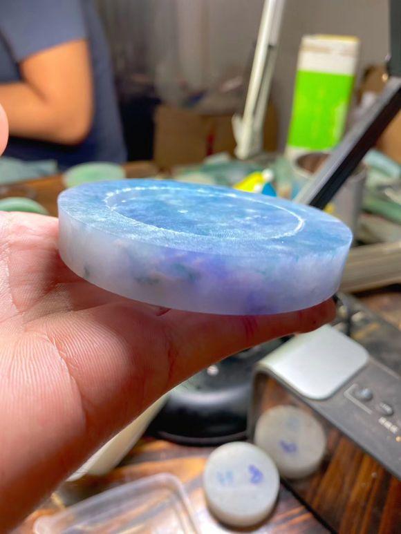 翡翠的原石在哪里,冰紫原石翡翠手镯-第5张图片-翡翠网 翡翠的原石在哪里,冰紫原石翡翠手镯-第5张图片-翡翠网