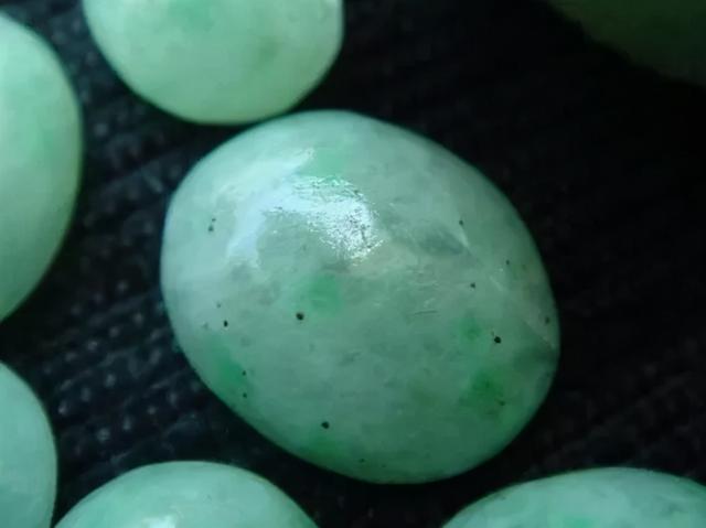 密玉原石多少钱一斤密玉珠宝翡翠手镯价格-第6张图片-翡翠网 密玉原石多少钱一斤密玉珠宝翡翠手镯价格-第6张图片-翡翠网