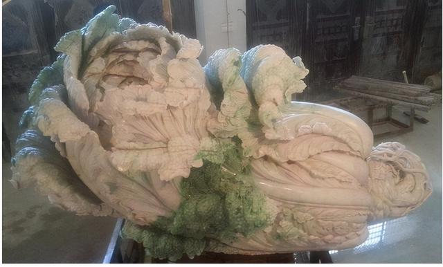 三彩翡翠的寓意三彩翡翠原石摆件-第3张图片-翡翠网