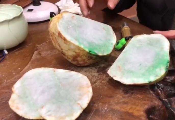 淘宝直播翡翠可以买吗老缅翡翠原石寻宝记-第1张图片-翡翠网 淘宝直播翡翠可以买吗老缅翡翠原石寻宝记-第1张图片-翡翠网