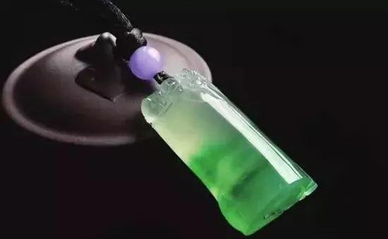 90年代翡翠价格,三十年前的翡翠价格-第4张图片-翡翠网 90年代翡翠价格,三十年前的翡翠价格-第4张图片-翡翠网