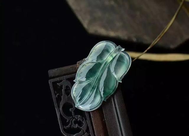 90年代翡翠价格,三十年前的翡翠价格-第7张图片-翡翠网 90年代翡翠价格,三十年前的翡翠价格-第7张图片-翡翠网