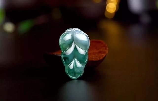 90年代翡翠价格,三十年前的翡翠价格-第8张图片-翡翠网 90年代翡翠价格,三十年前的翡翠价格-第8张图片-翡翠网