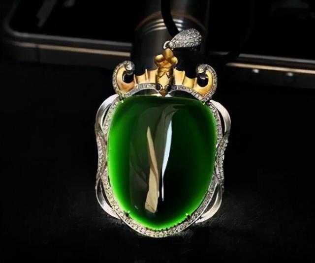 新手怎么快速懂翡翠超实用的翡翠入门知识-第1张图片-翡翠网 新手怎么快速懂翡翠超实用的翡翠入门知识-第1张图片-翡翠网