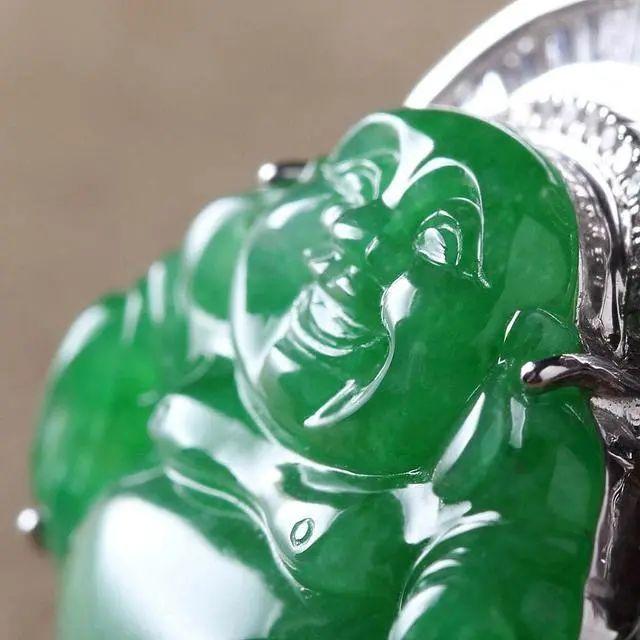 新手怎么快速懂翡翠超实用的翡翠入门知识-第2张图片-翡翠网 新手怎么快速懂翡翠超实用的翡翠入门知识-第2张图片-翡翠网