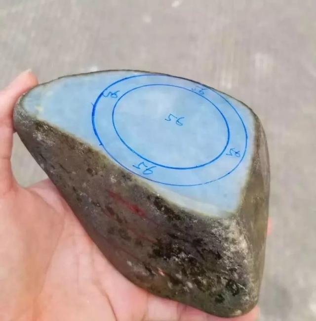 电视剧切翡翠原石的简单介绍-第1张图片-翡翠网 电视剧切翡翠原石的简单介绍-第1张图片-翡翠网