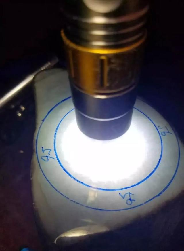 电视剧切翡翠原石的简单介绍-第3张图片-翡翠网 电视剧切翡翠原石的简单介绍-第3张图片-翡翠网