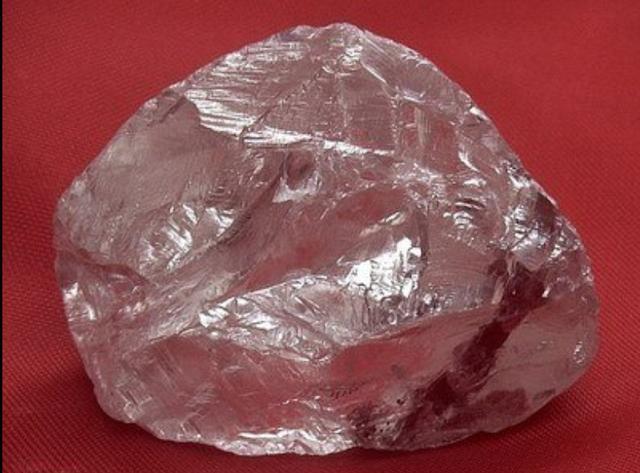 最大的钻石照片钻石图片大全-第1张图片-翡翠网 最大的钻石照片钻石图片大全-第1张图片-翡翠网