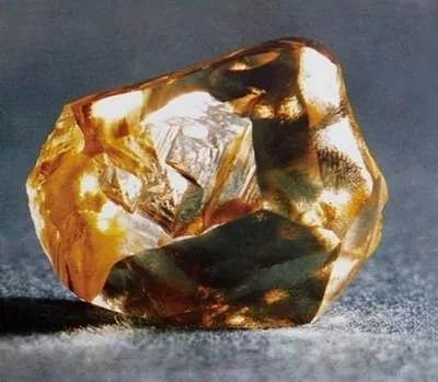 最大的钻石照片钻石图片大全-第4张图片-翡翠网 最大的钻石照片钻石图片大全-第4张图片-翡翠网