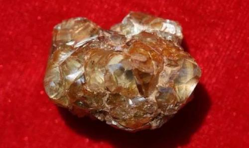 最大的钻石照片钻石图片大全-第5张图片-翡翠网 最大的钻石照片钻石图片大全-第5张图片-翡翠网