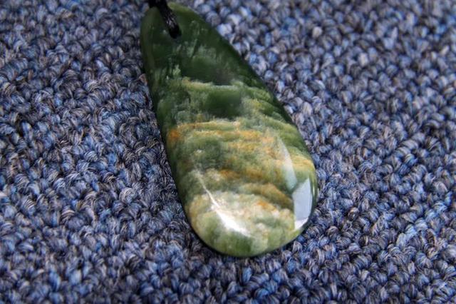 捡石头捡的原石图片,美国翡翠原石产地-第11张图片-翡翠网 捡石头捡的原石图片,美国翡翠原石产地-第11张图片-翡翠网