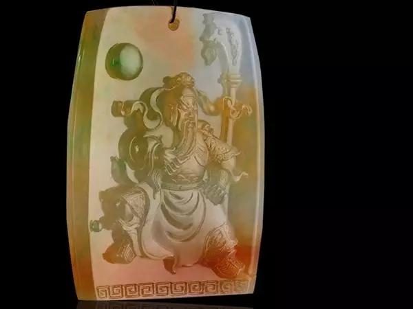 冰种翡翠原石是这样出来的翡翠原石在河里长什么样-第9张图片-翡翠网 冰种翡翠原石是这样出来的翡翠原石在河里长什么样-第9张图片-翡翠网