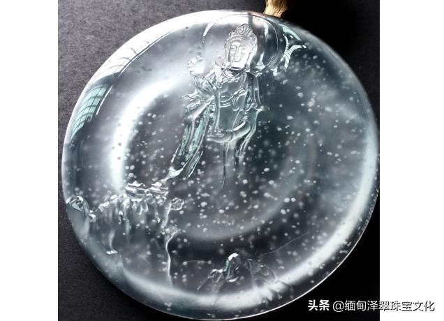 冰种飘花翡翠观音价格,冰种飘花翡翠价格-第1张图片-翡翠网