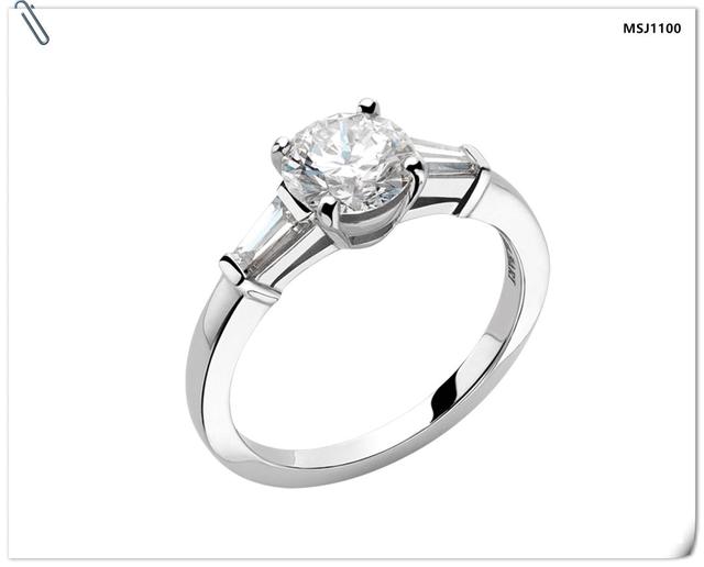 经典钻石戒指图片大全,各种钻石戒指款式介绍-第97张图片-翡翠网