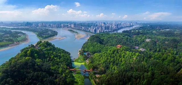 翡翠原石加工过程资中翡翠原石成品-第3张图片-翡翠网 翡翠原石加工过程资中翡翠原石成品-第3张图片-翡翠网