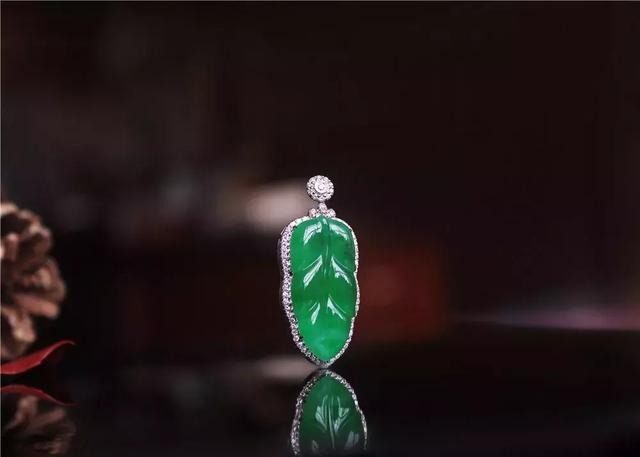 珠宝知识翡翠珠宝配饰指翡翠吗-第8张图片-翡翠网