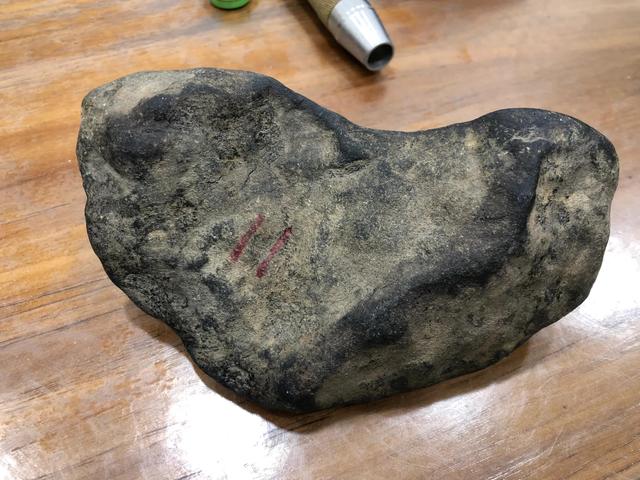 木那白岩沙皮翡翠特征缅甸白岩砂翡翠原石-第1张图片-翡翠网 木那白岩沙皮翡翠特征缅甸白岩砂翡翠原石-第1张图片-翡翠网