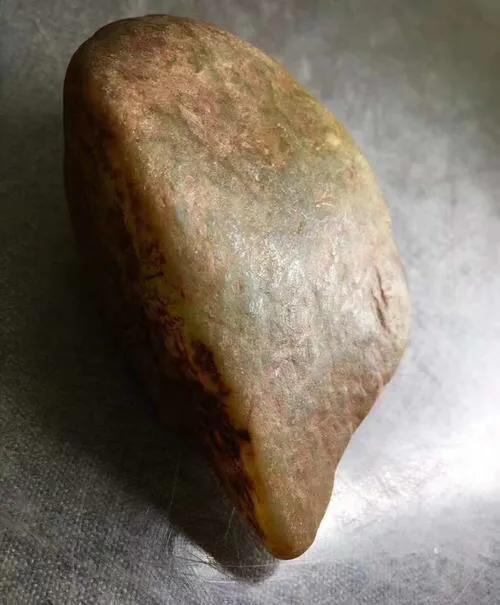 木那白岩沙皮翡翠特征缅甸白岩砂翡翠原石-第5张图片-翡翠网 木那白岩沙皮翡翠特征缅甸白岩砂翡翠原石-第5张图片-翡翠网