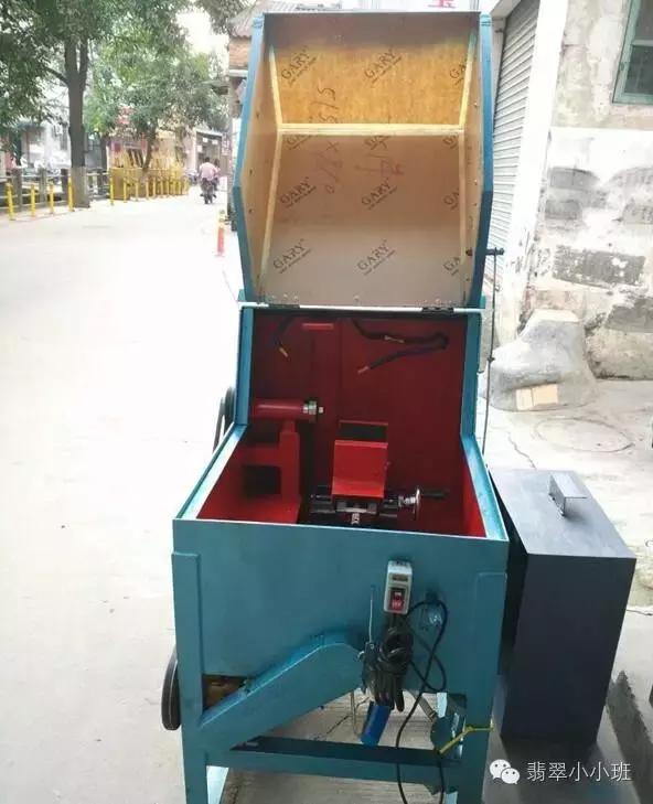 没有切割机怎么切圆石,翡翠原石切割机-第5张图片-翡翠网 没有切割机怎么切圆石,翡翠原石切割机-第5张图片-翡翠网