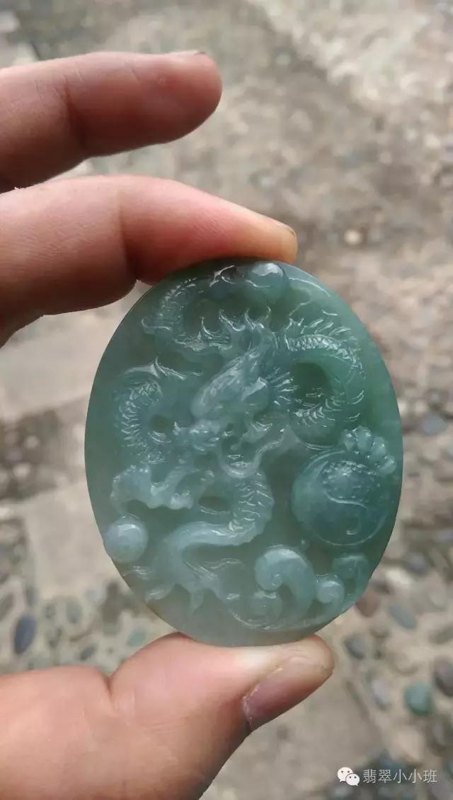 没有切割机怎么切圆石,翡翠原石切割机-第8张图片-翡翠网 没有切割机怎么切圆石,翡翠原石切割机-第8张图片-翡翠网