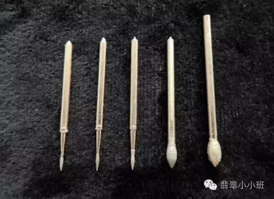 没有切割机怎么切圆石,翡翠原石切割机-第17张图片-翡翠网 没有切割机怎么切圆石,翡翠原石切割机-第17张图片-翡翠网