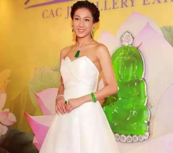 绿翡翠吊坠价格图片的简单介绍-第4张图片-翡翠网 绿翡翠吊坠价格图片的简单介绍-第4张图片-翡翠网