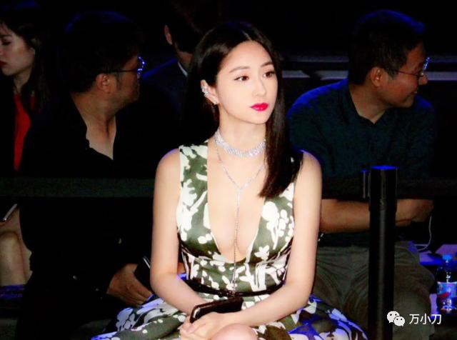 钻石豪门爱眉受伤钻石豪门爱眉牺牲清白-第18张图片-翡翠网 钻石豪门爱眉受伤钻石豪门爱眉牺牲清白-第18张图片-翡翠网