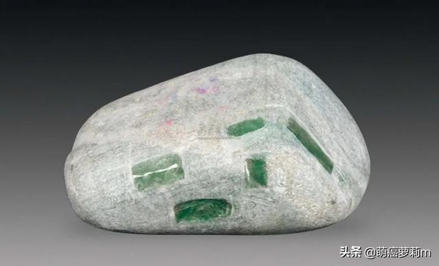 翡翠原石怎么看好坏,怎么看翡翠原石-第1张图片-翡翠网 翡翠原石怎么看好坏,怎么看翡翠原石-第1张图片-翡翠网