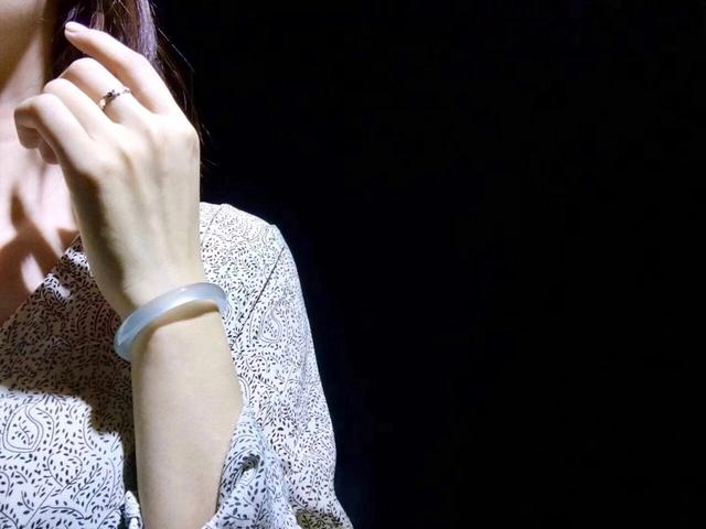 玉手镯有接口,翡翠玉手镯知识大全-第7张图片-翡翠网