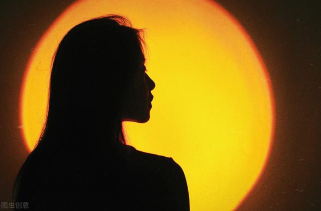 猎头翡翠冷知识,翡翠行业价格术语-第1张图片-翡翠网 猎头翡翠冷知识,翡翠行业价格术语-第1张图片-翡翠网