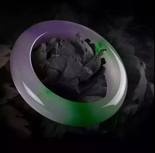 翡翠原石一料难求翡翠原石公斤料是什么意思-第5张图片-翡翠网 翡翠原石一料难求翡翠原石公斤料是什么意思-第5张图片-翡翠网