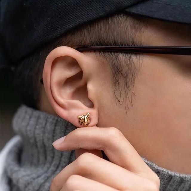 黄金买哪个品牌最好,黄金排名前十名品牌有哪些-第21张图片-翡翠网 黄金买哪个品牌最好,黄金排名前十名品牌有哪些-第21张图片-翡翠网