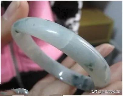 翡翠值多少价格冰种的翡翠多少钱-第10张图片-翡翠网