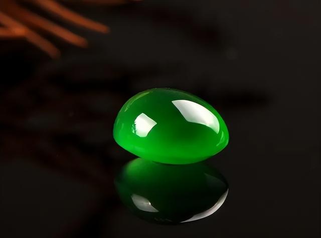 最值钱的原石翡翠,哪种陨石最值钱-第1张图片-翡翠网 最值钱的原石翡翠,哪种陨石最值钱-第1张图片-翡翠网