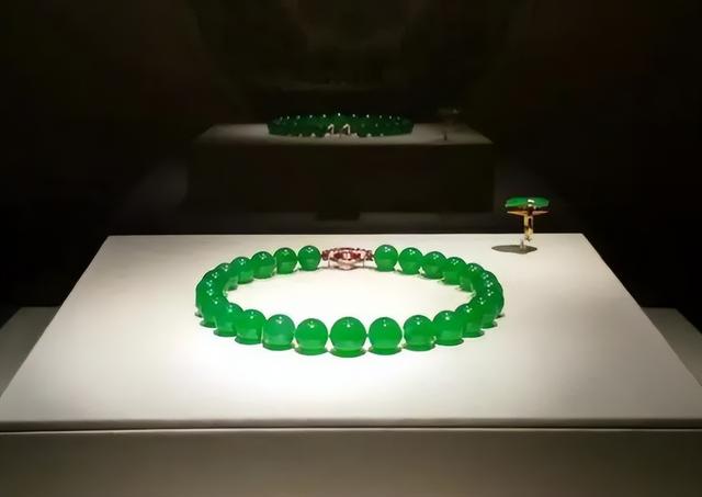 最值钱的原石翡翠,哪种陨石最值钱-第5张图片-翡翠网 最值钱的原石翡翠,哪种陨石最值钱-第5张图片-翡翠网