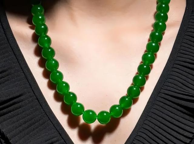 最值钱的原石翡翠,哪种陨石最值钱-第6张图片-翡翠网 最值钱的原石翡翠,哪种陨石最值钱-第6张图片-翡翠网