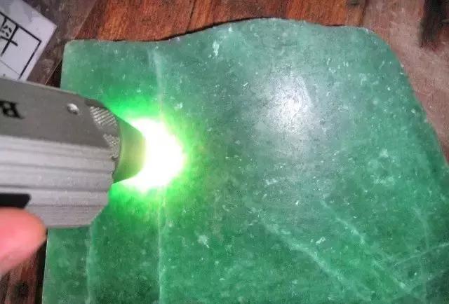 缅甸哪个城市批发翡翠缅甸翡翠会卡知识-第4张图片-翡翠网 缅甸哪个城市批发翡翠缅甸翡翠会卡知识-第4张图片-翡翠网