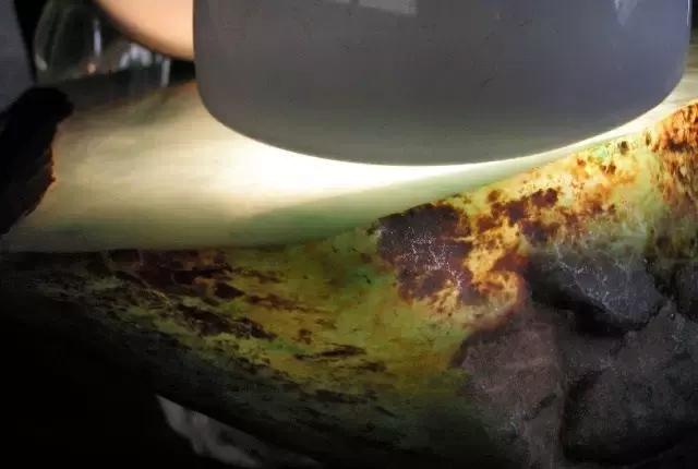 缅甸哪个城市批发翡翠缅甸翡翠会卡知识-第9张图片-翡翠网 缅甸哪个城市批发翡翠缅甸翡翠会卡知识-第9张图片-翡翠网