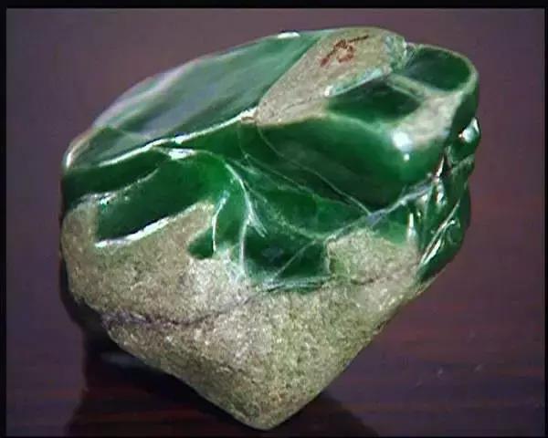 缅甸哪个城市批发翡翠缅甸翡翠会卡知识-第14张图片-翡翠网 缅甸哪个城市批发翡翠缅甸翡翠会卡知识-第14张图片-翡翠网